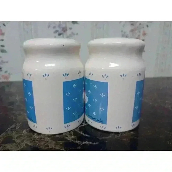 1987 W A Salt & Pepper Shaker Set Happiness is Homemade Cottage Blue White Duck - Picture 2 of 7